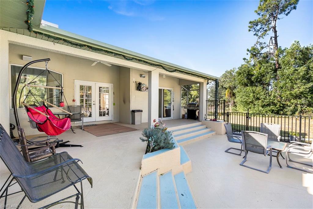 GOLDEN GATE ESTATES - Residential