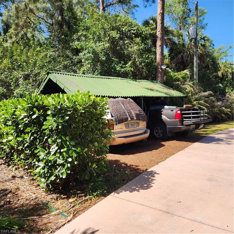 GOLDEN GATE ESTATES - Residential