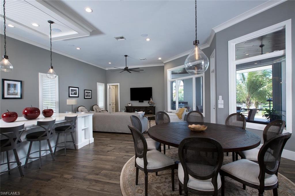 MARCO BEACH - Residential