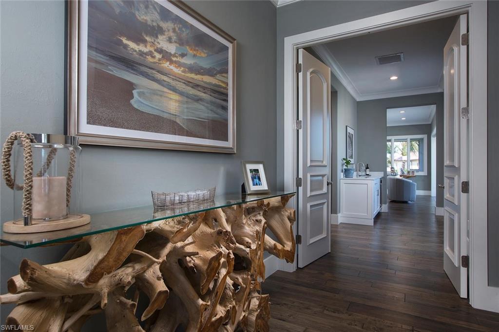 MARCO BEACH - Residential