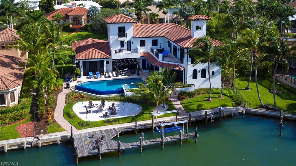 MARCO BEACH - Residential