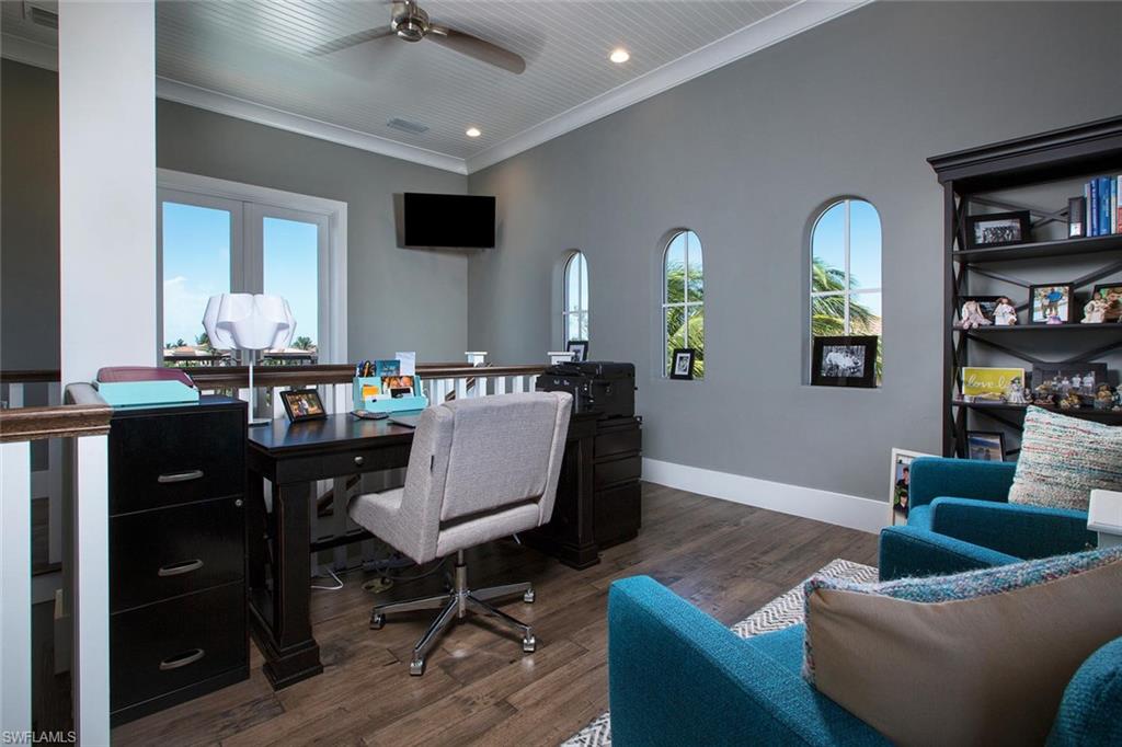 MARCO BEACH - Residential