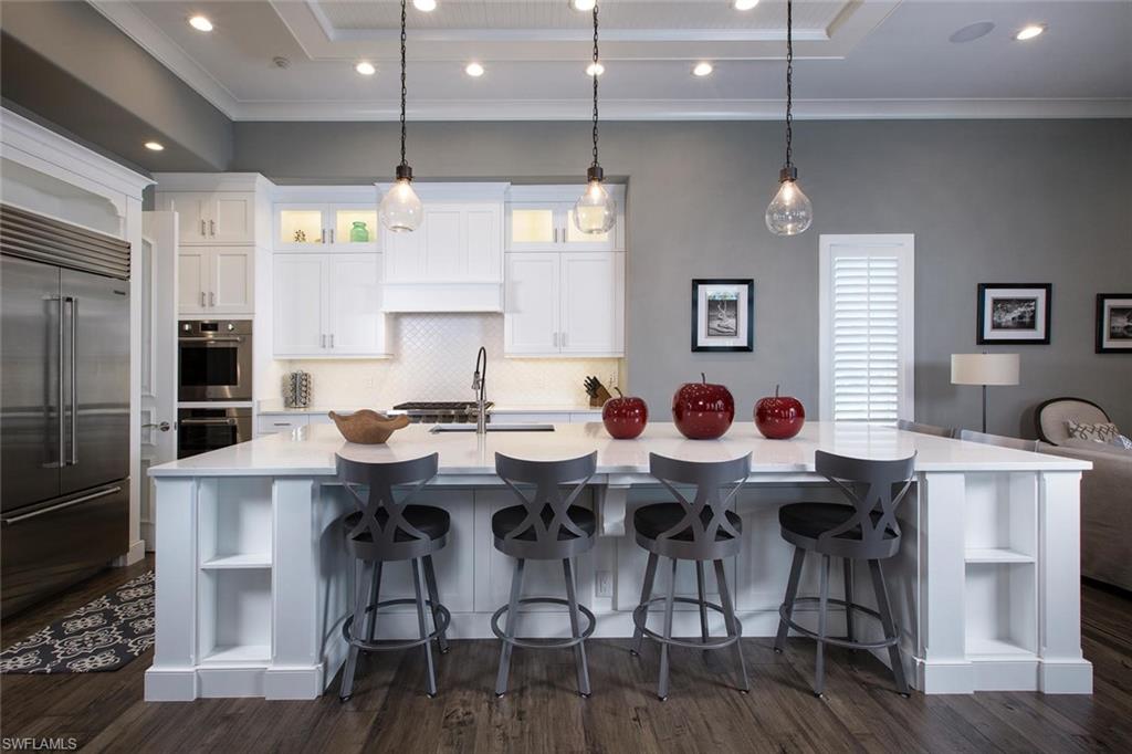 MARCO BEACH - Residential