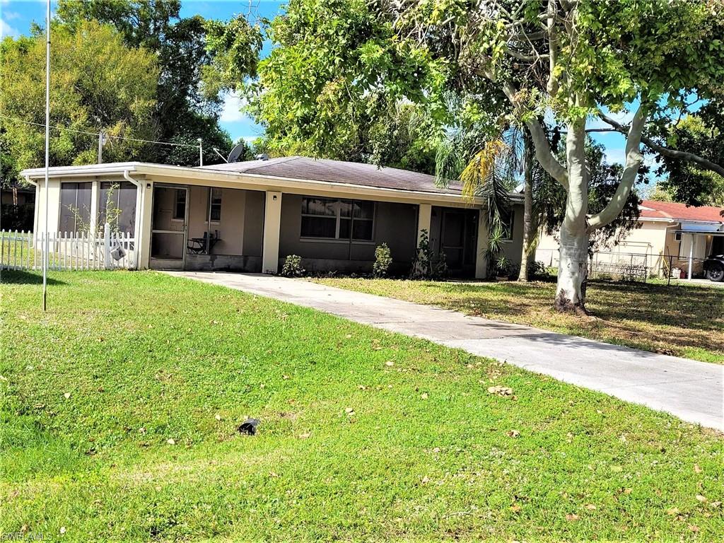 COUNTRY ESTATES - Residential