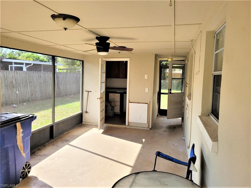 COUNTRY ESTATES - Residential