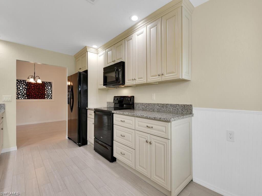 GOLDEN GATE ESTATES - Residential Lease