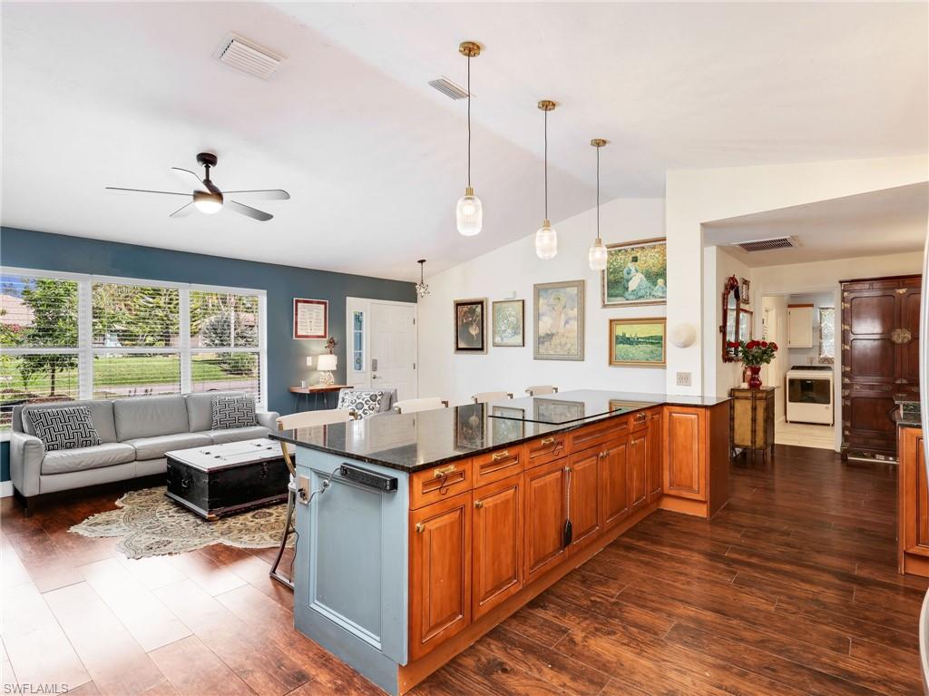 BONITA GOLF CLUB VILLAS - Residential