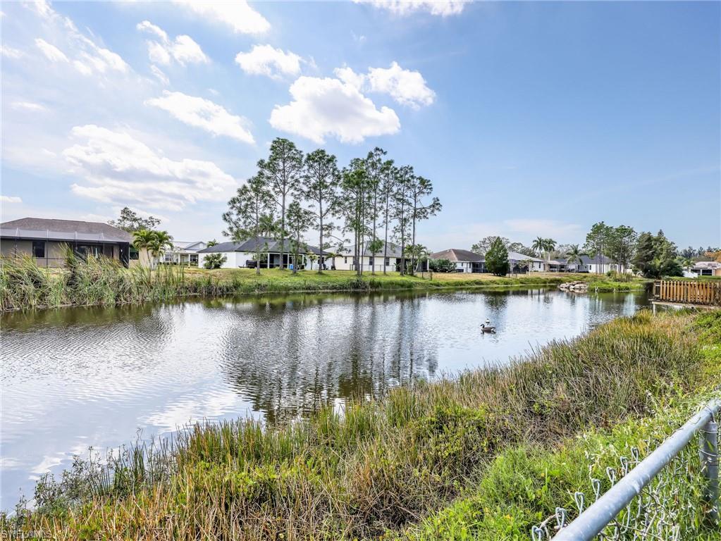 BONITA GOLF CLUB VILLAS - Residential