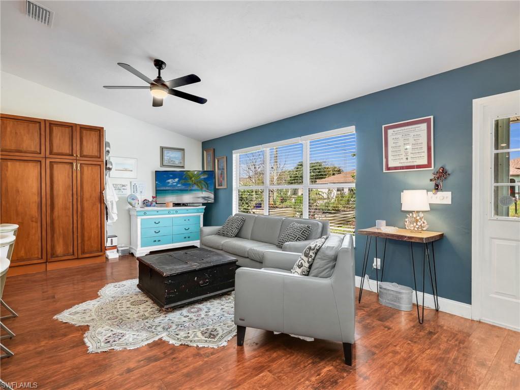 BONITA GOLF CLUB VILLAS - Residential