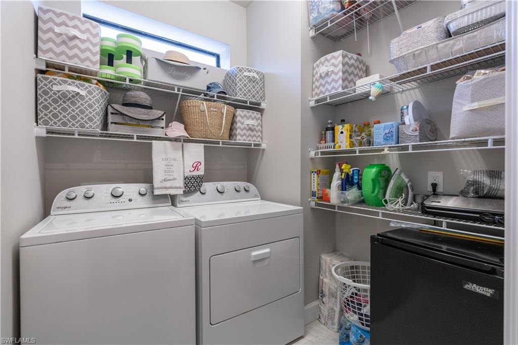 WINDING CYPRESS - Residential