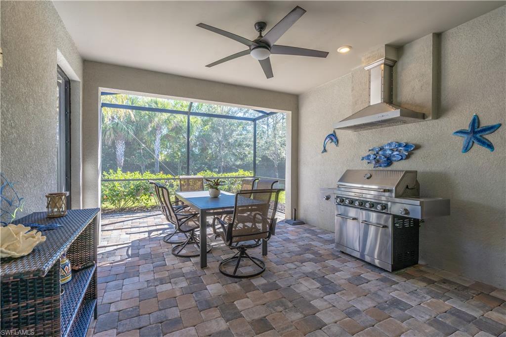 WINDING CYPRESS - Residential