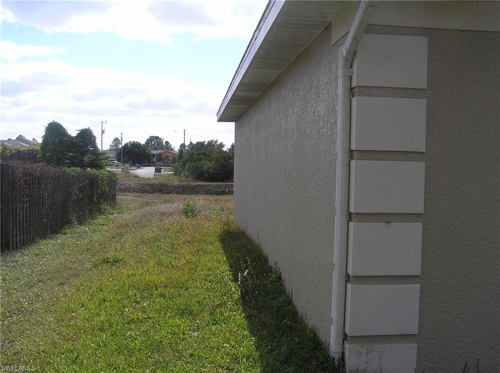 LEHIGH ACRES - Residential