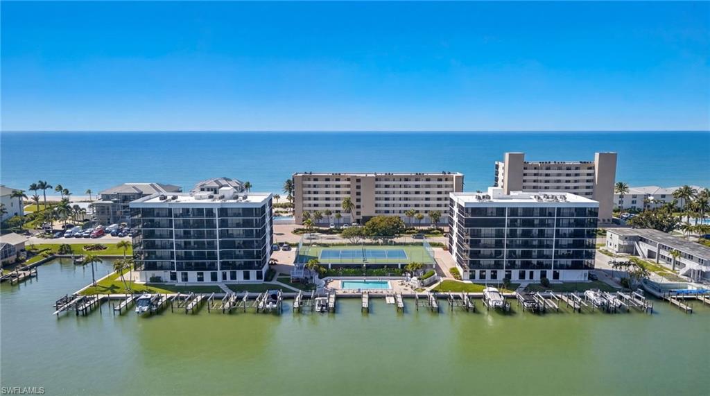 BAYSHORES - Residential