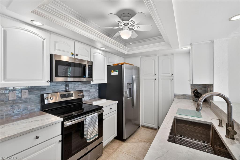 BAYSHORES - Residential