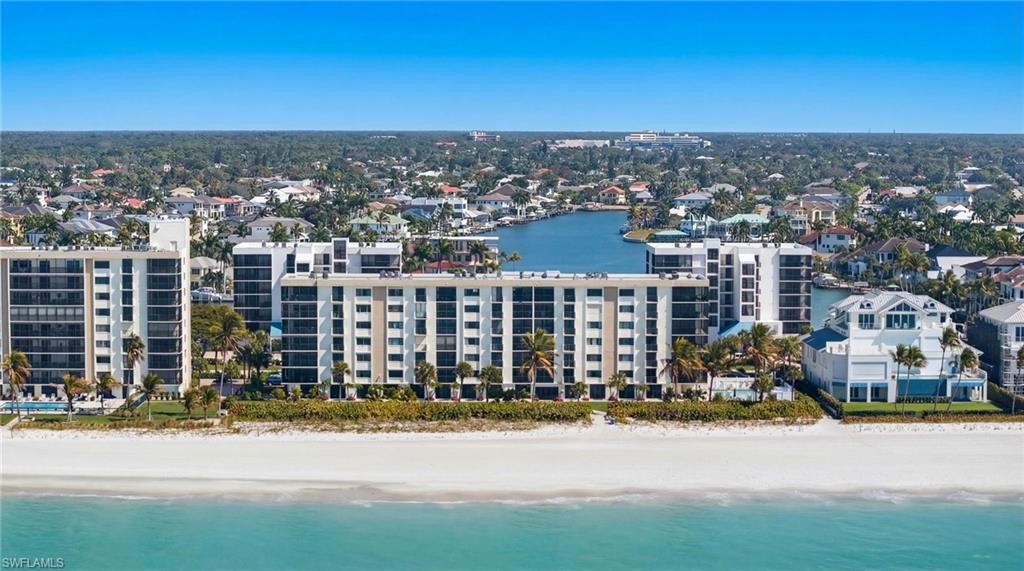 BAYSHORES - Residential