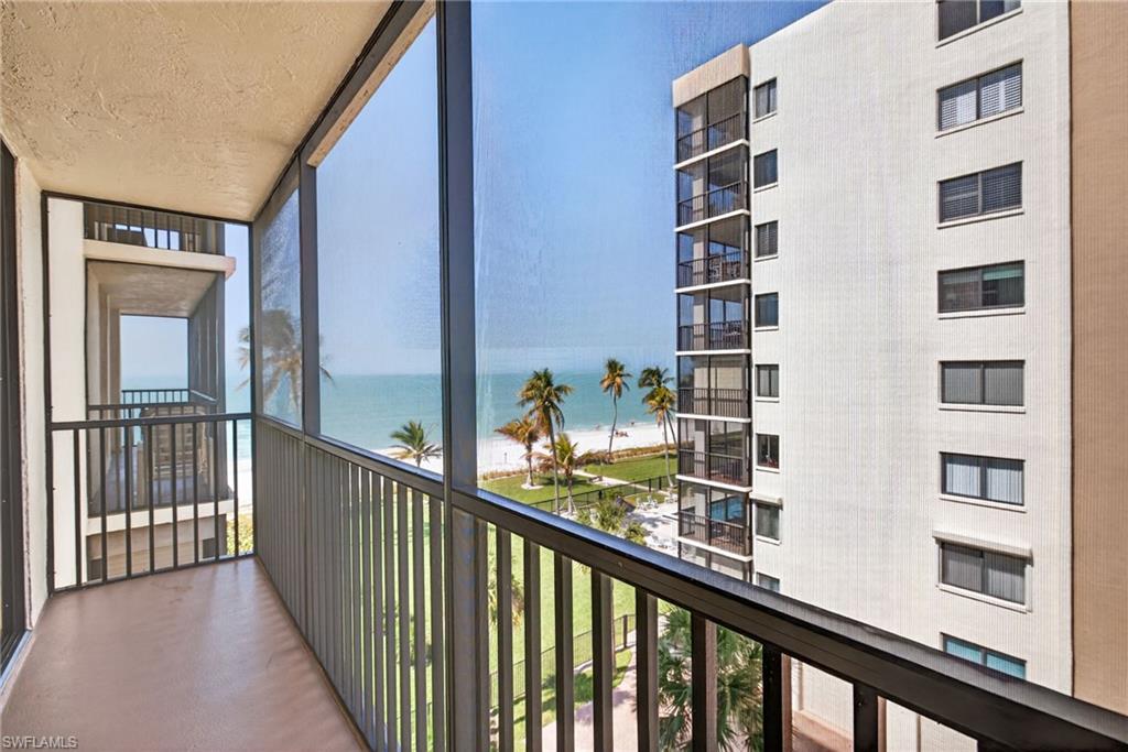 BAYSHORES - Residential