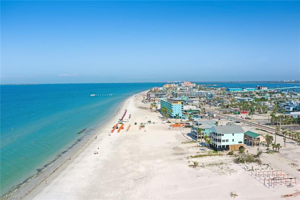 CRESCENT BEACH - Commercial Sale