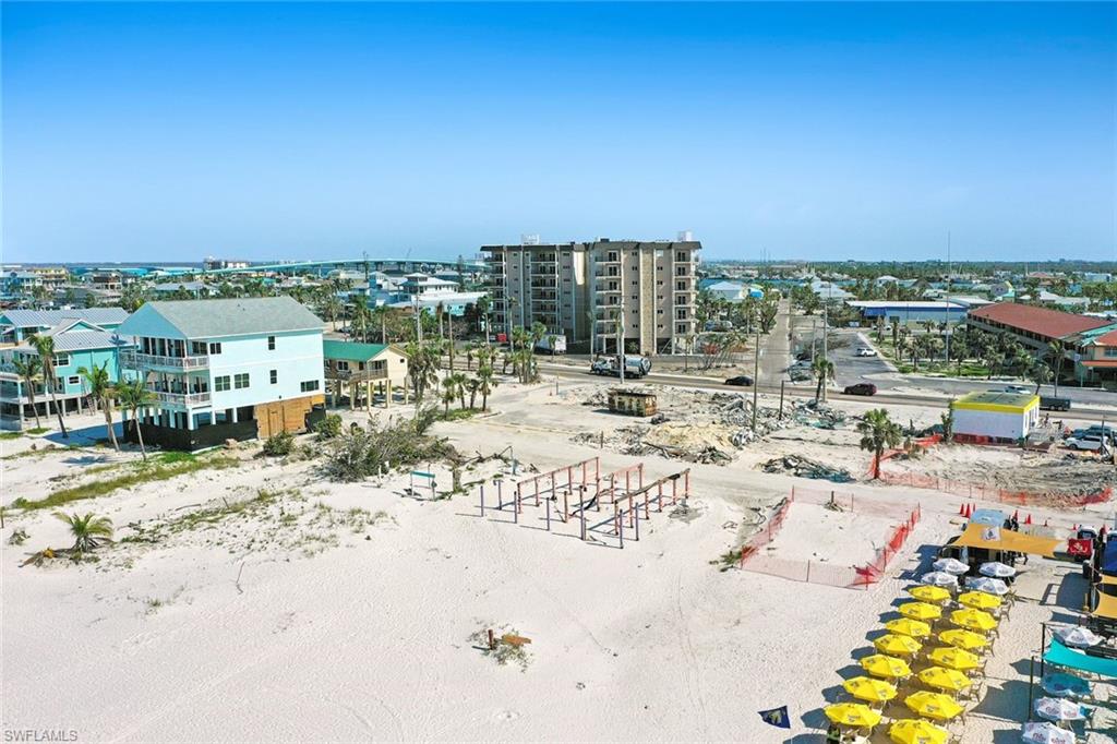 CRESCENT BEACH - Commercial Sale