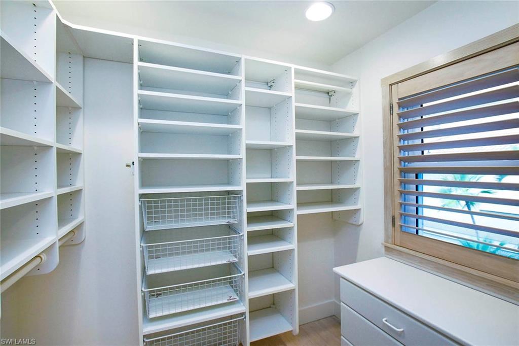 SANIBEL HARBOURS - Residential