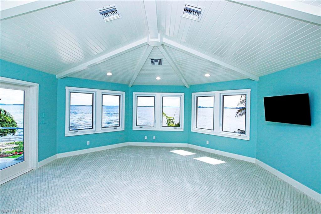 SANIBEL HARBOURS - Residential