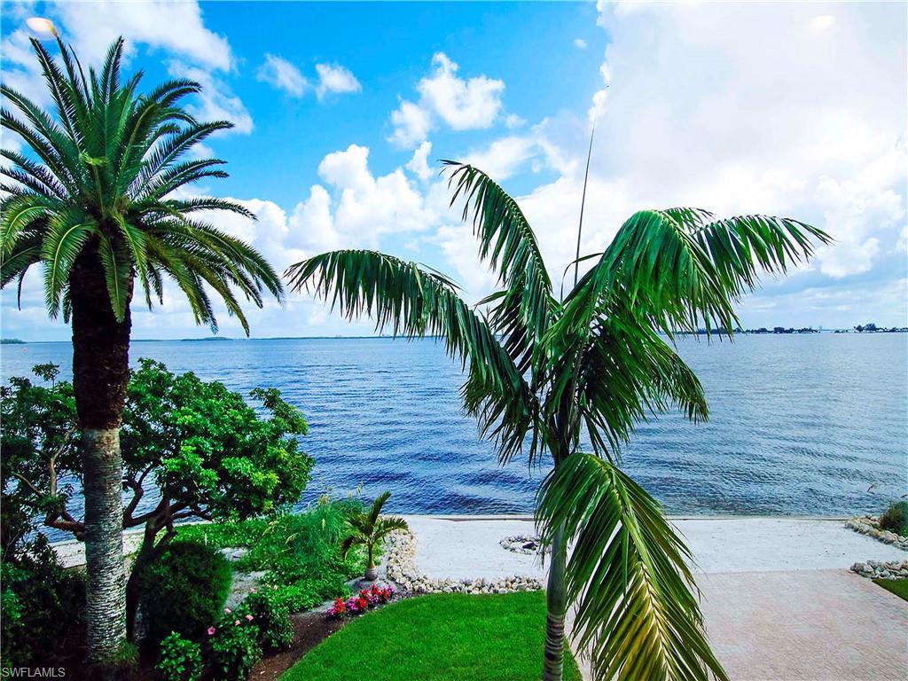 SANIBEL HARBOURS - Residential