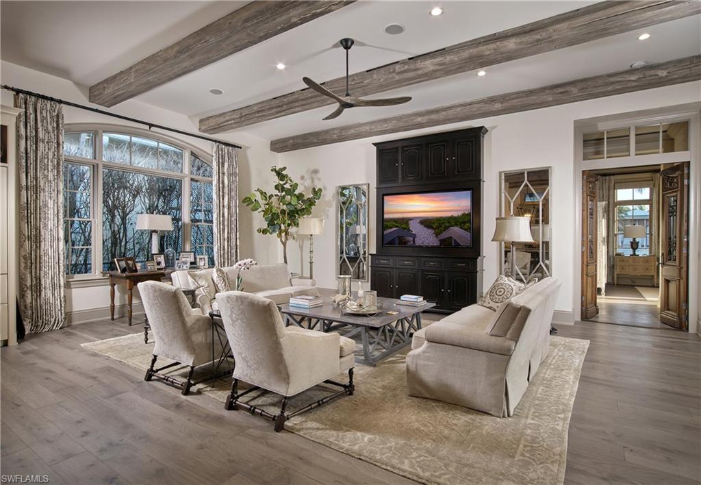 OLDE NAPLES - Residential