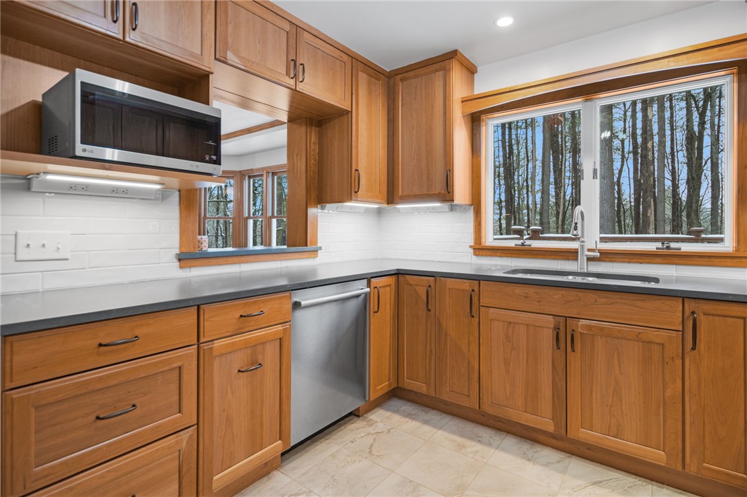 711 Triphammer Road, Ithaca, New York image 12