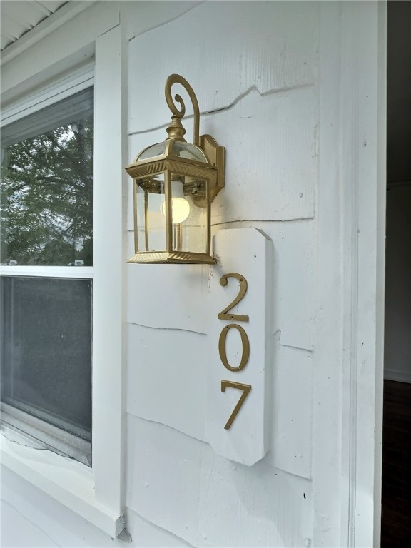 207 Male Avenue, Camillus, New York image 4