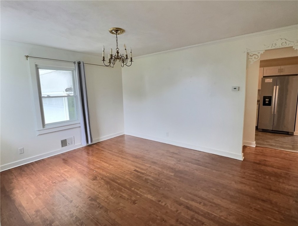 207 Male Avenue, Camillus, New York image 5
