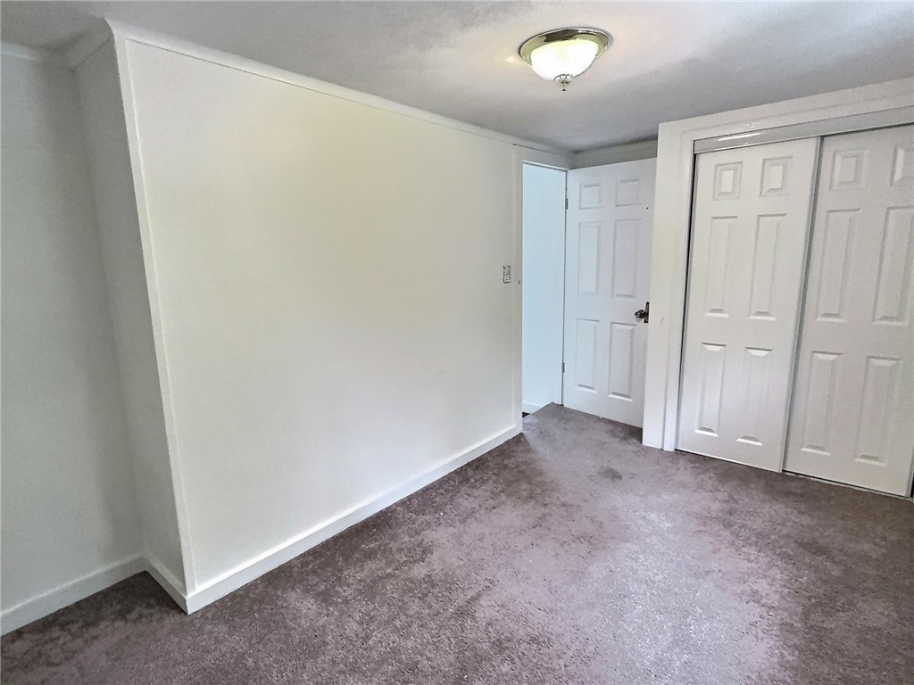 207 Male Avenue, Camillus, New York image 13