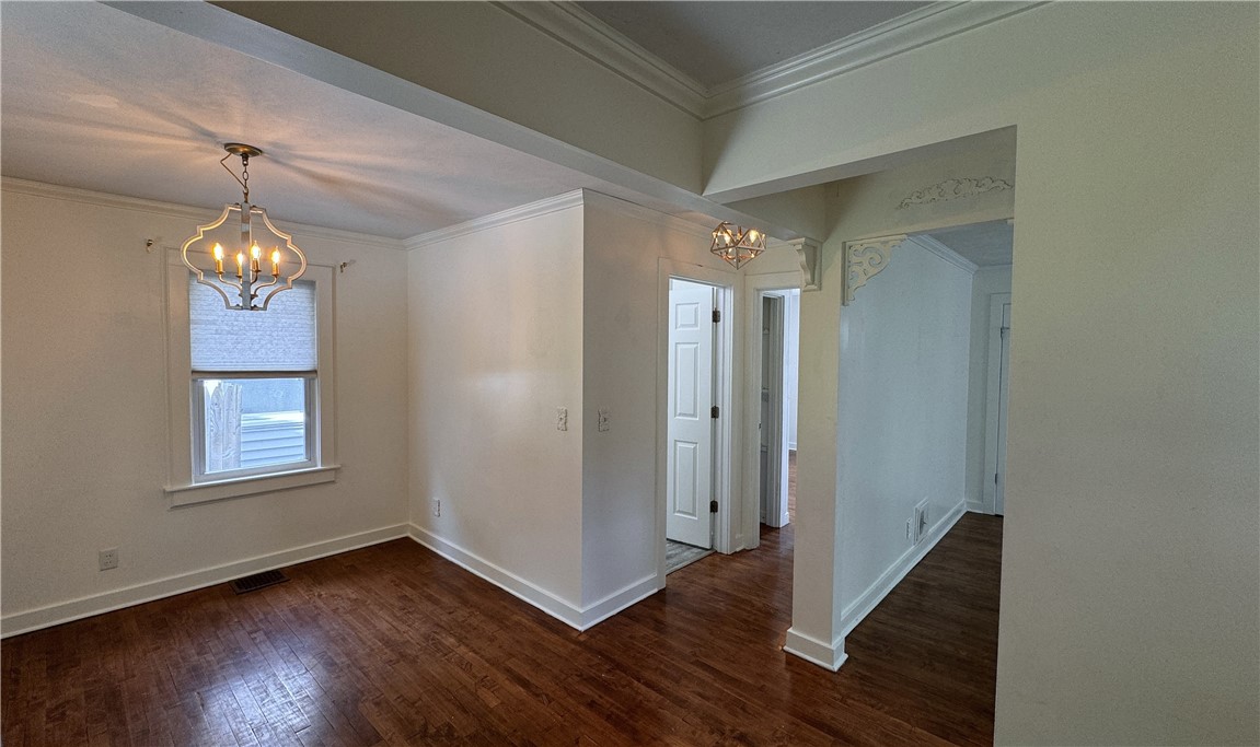 207 Male Avenue, Camillus, New York image 9