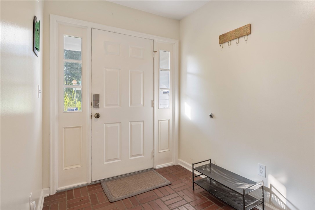 214 Christopher Lane, Ithaca, New York image 2