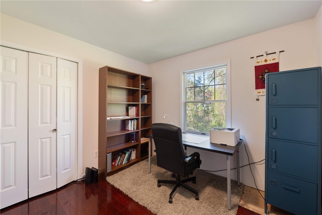 214 Christopher Lane, Ithaca, New York image 14