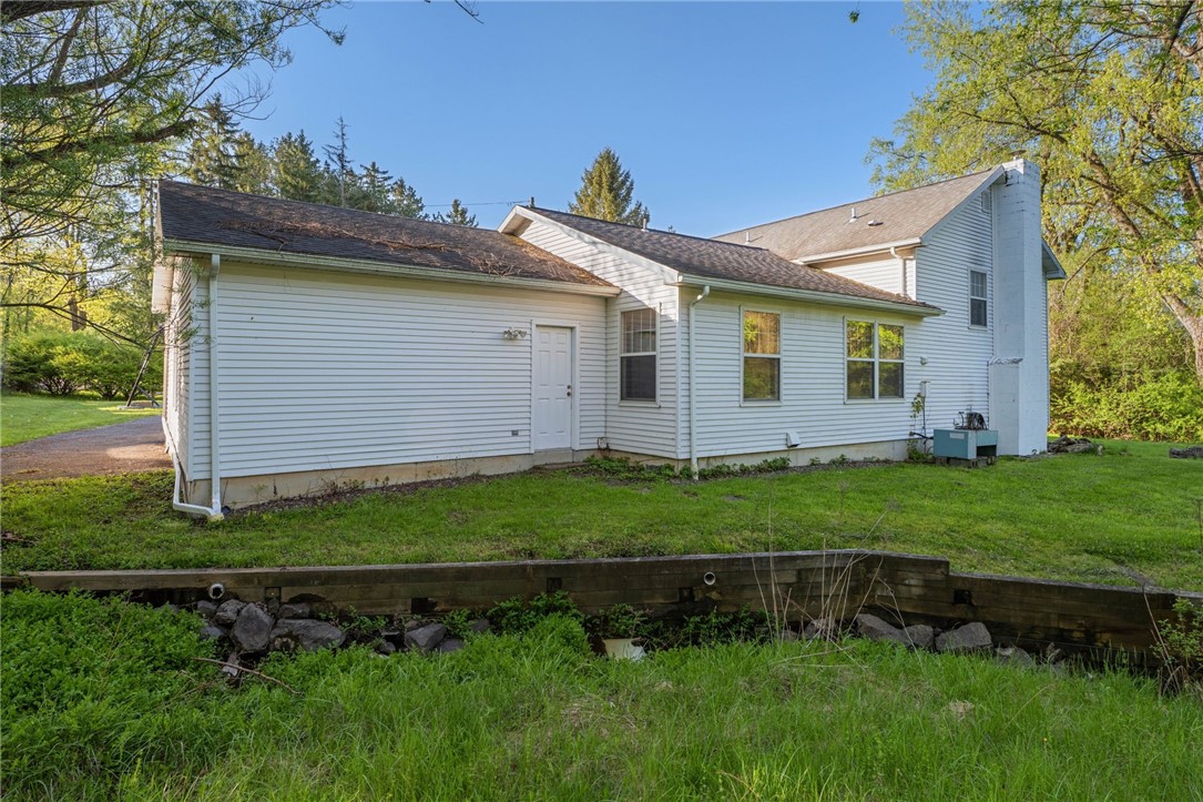 214 Christopher Lane, Ithaca, New York image 32