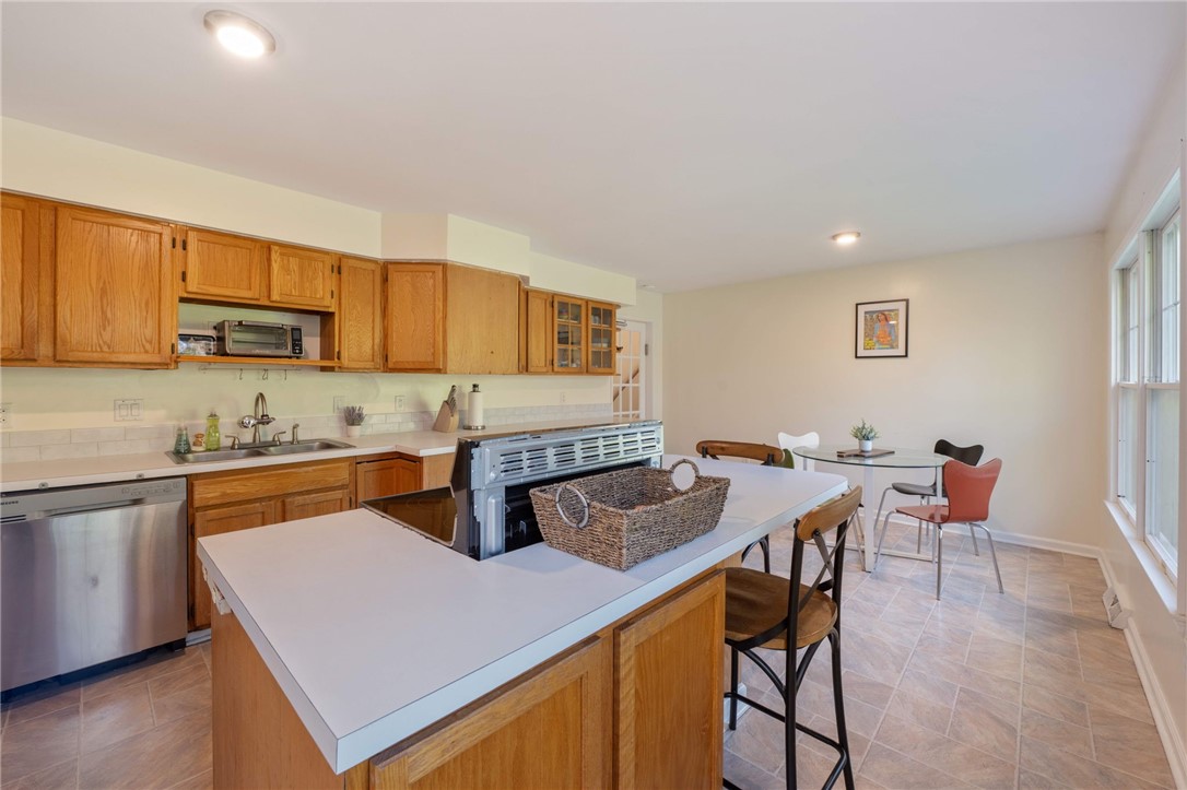 214 Christopher Lane, Ithaca, New York image 7