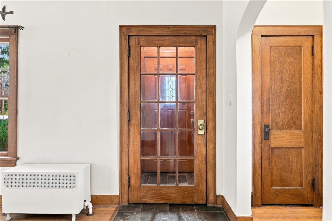 405 Columbia Street