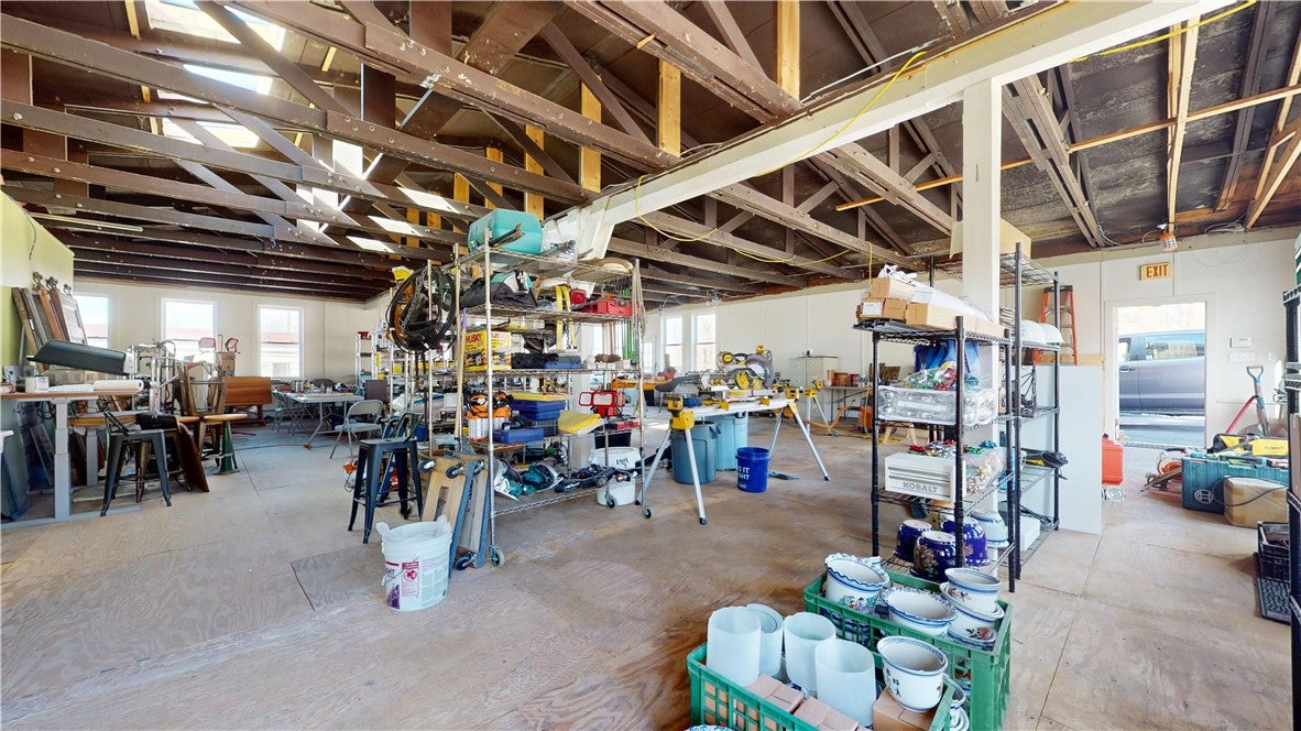 1274 Dryden Road