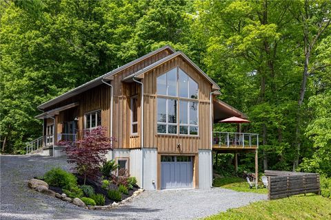 2808 State Route 54a Penn Yan NY 14527