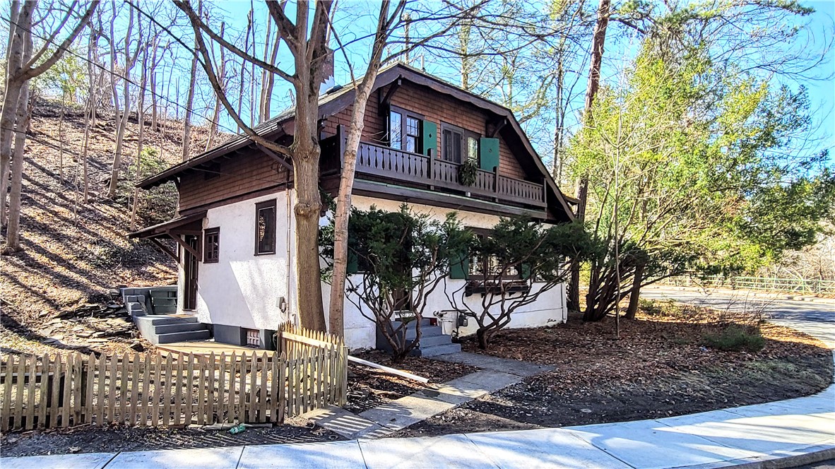 101 Thurston Avenue, Ithaca, New York image 1