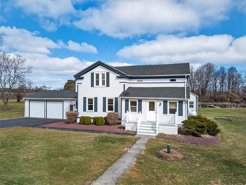 Homes For Sale - 2835 County Road 139 Road<br/> Seneca County, Ovid, NY 14521