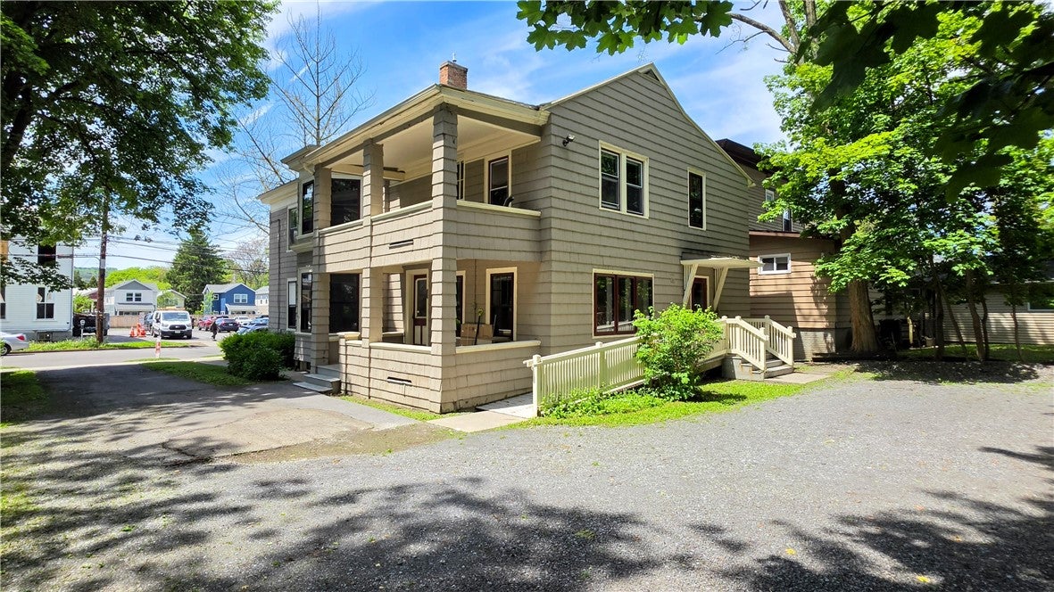 411 N Tioga Street