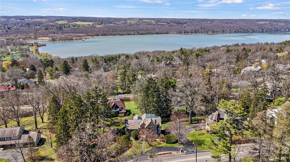 416 Hanshaw Road