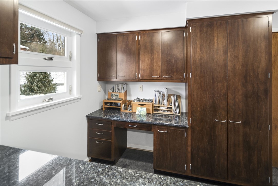 215 Fallview Ter, Ithaca, New York image 13