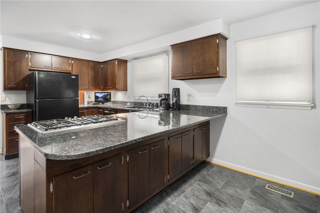 215 Fallview Ter, Ithaca, New York image 46