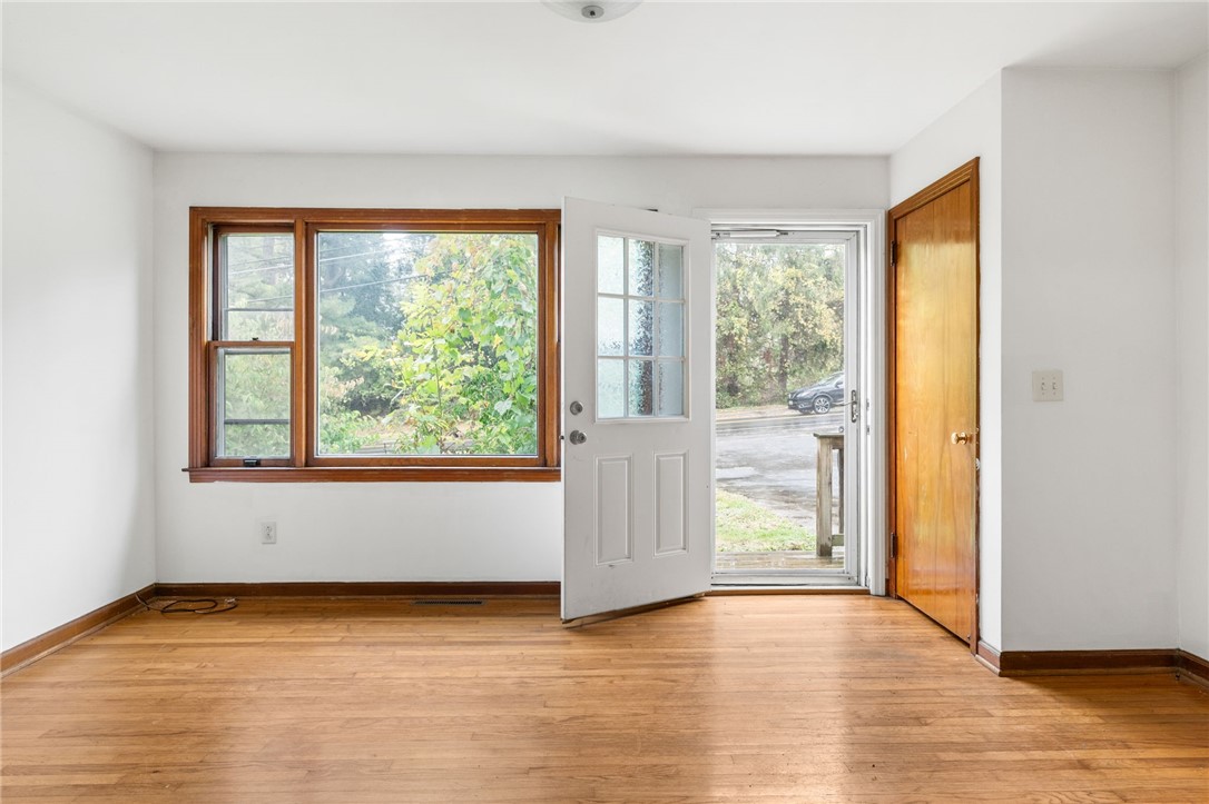 1009 Hanshaw Road