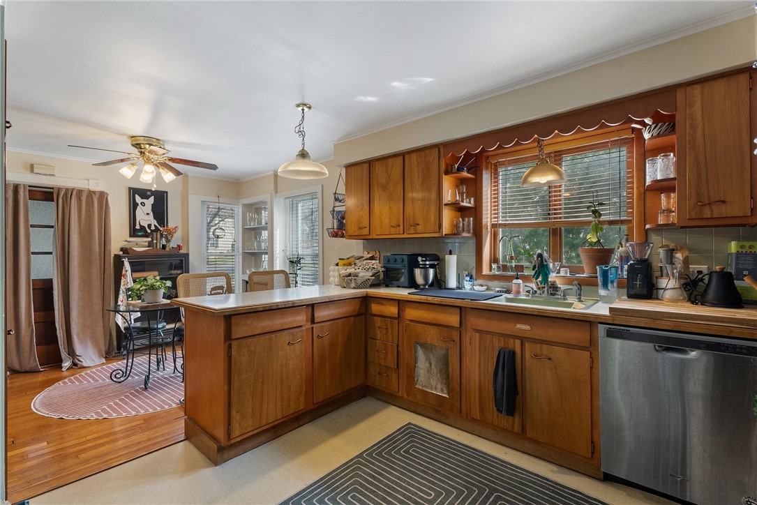 502 Hudson Street, Ithaca, New York image 4