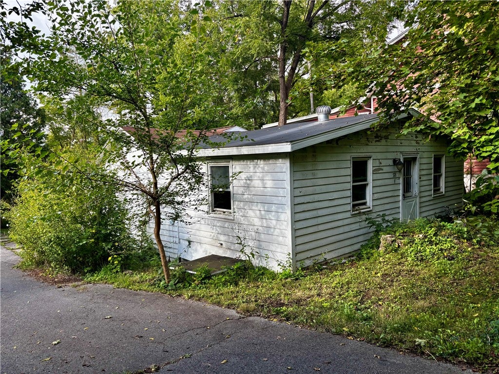528 Spencer Road