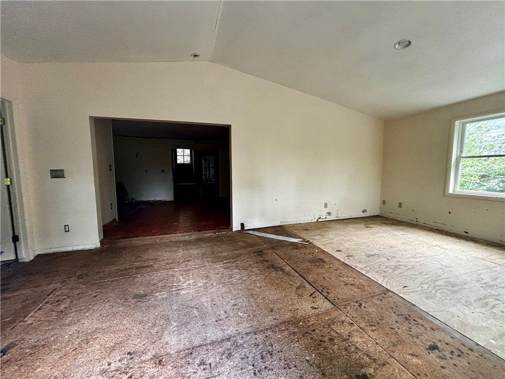528 Spencer Road