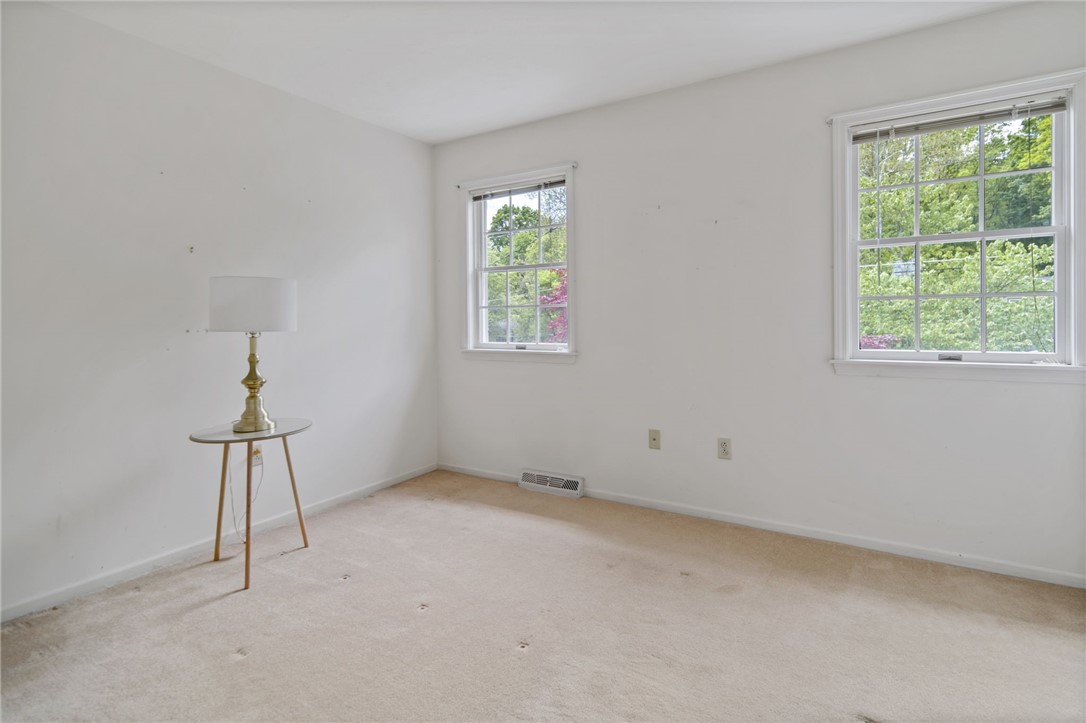 321 Warren Place, Ithaca, New York image 22