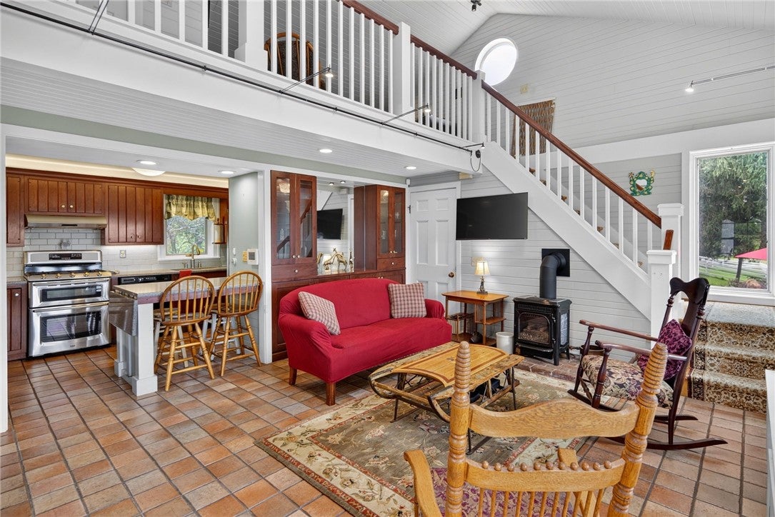 212 Bundy Road